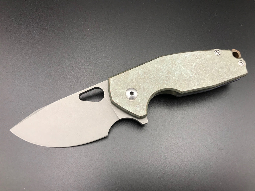 Vox Knives F9 - Stonewash Blade and Tumbled Antique Green Handles