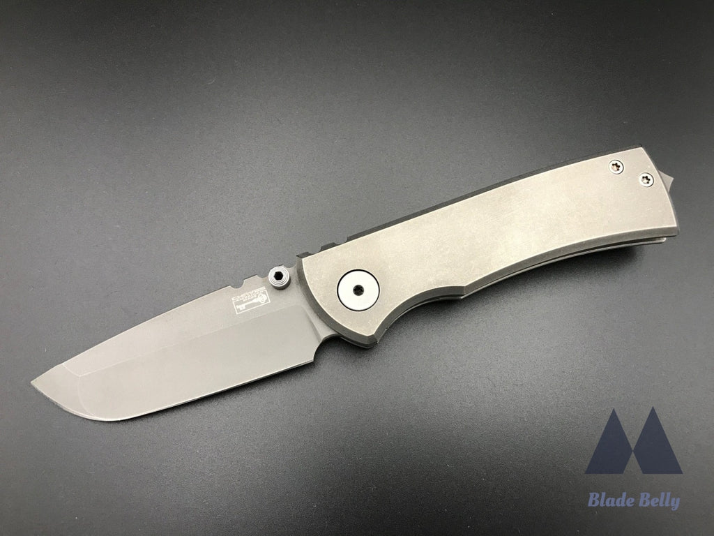 Chaves American Made Knives Redencion 228 V1 - Stonewashed Blade And Handles W/ Sean Campbell Skull