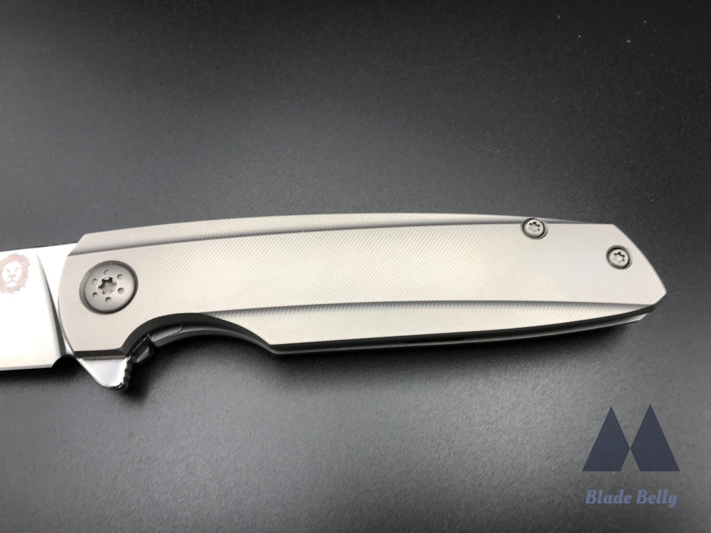 Holt Specter V2 - Near Mirror Blade And Nude Pinstripe Handles