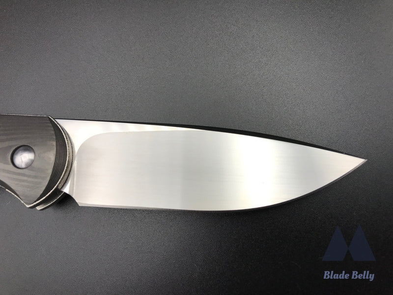 Gareth Bull Shamwari 3.3 - Hand Rub Satin Drop Point And Boomerang Carbon Fiber