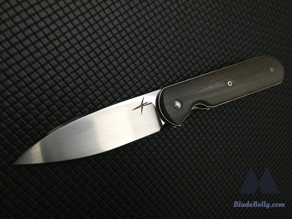 Gareth Bull Shamwari 3.3 - Hand Satin Drop Point With Green Micarta