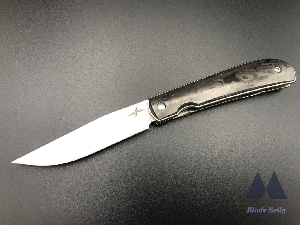 Gareth Bull Trapper - Hand Rub Satin And Carbon Fiber