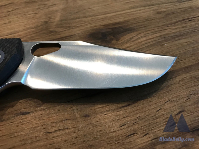 Giantmouse Gm2 - M390 Satin With Grooved Carbon Fiber Scales