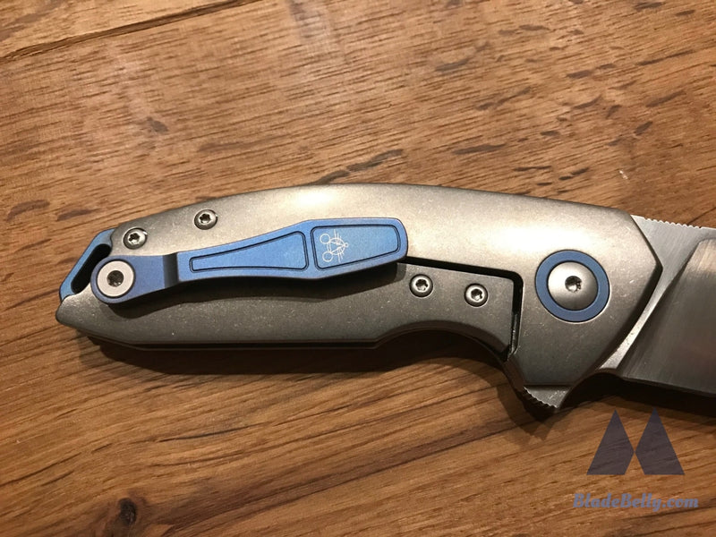 Giantmouse Gm4 - Satin Drop Point Smooth Stonewashed Handles