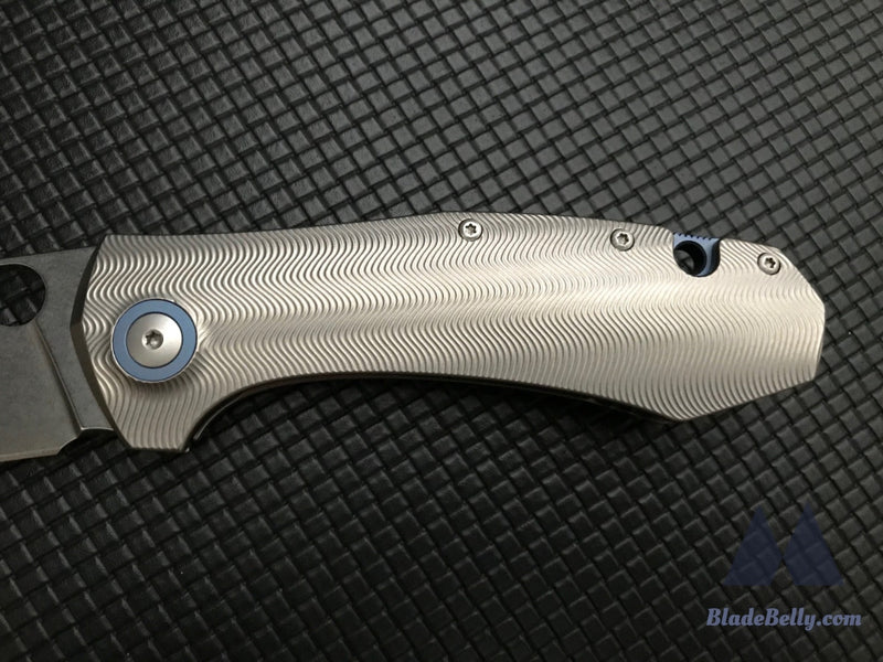 Giantmouse Gm5 - Satin Drop Point Textured Handle