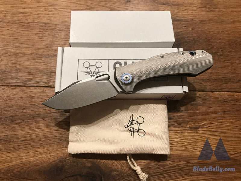 Giantmouse Gm5 - Satin Drop Point Textured Handle