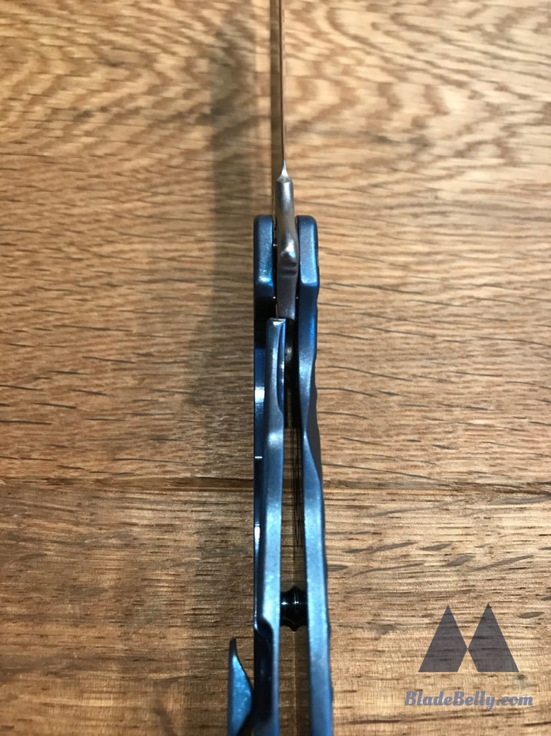 Grimsmo Norseman - Blue Honeycomb Ice Accents