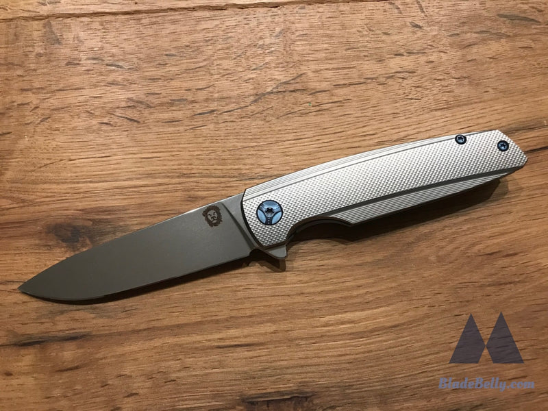 Holt Specter - Cpm20Cv Near Mirror Blade Nude Checkered Handle