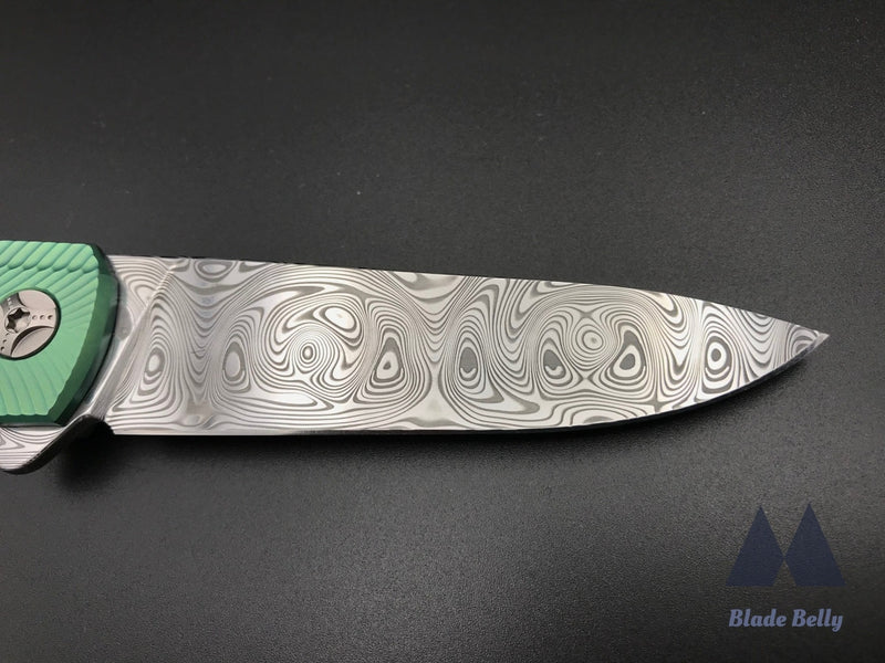 Holt Specter - Mirror Damasteel Blade And Feather Green (Blade Show 2019)