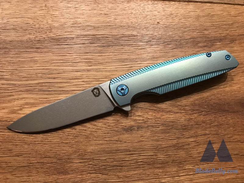 Holt Specter - Polished Stonewash Moray 2.0 Dual Anodize Handle