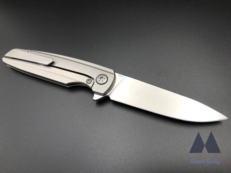 Holt Specter V2 - Near Mirror Blade And Nude Pinstripe Handles