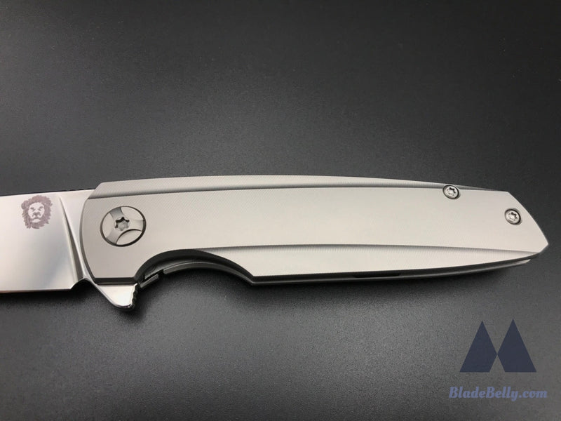 Holt Specter V3 - Cpm20Cv Near Mirror Blade W/ Nude Pinstripe Handle And Stonewashed Hardware