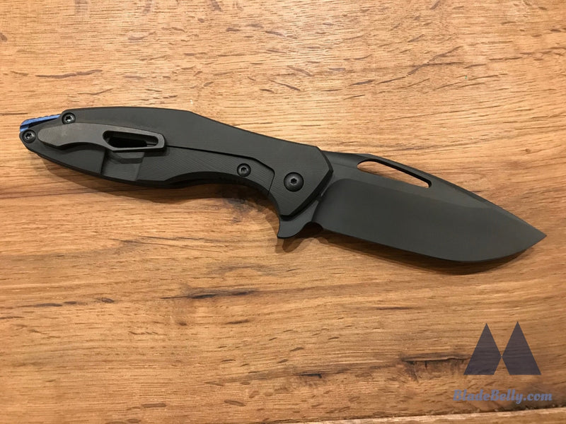 Koenig Arius - Black Mamba