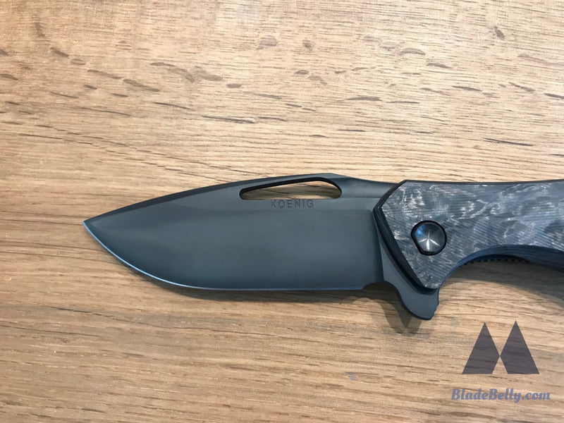 Koenig Arius - Blackout Cts-204P Dlc Blade With Marbled Carbon Fiber And Lightening Pockets