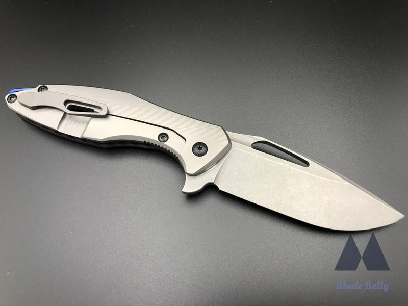 Koenig Arius - Burnished Blade And Carbon Fiber