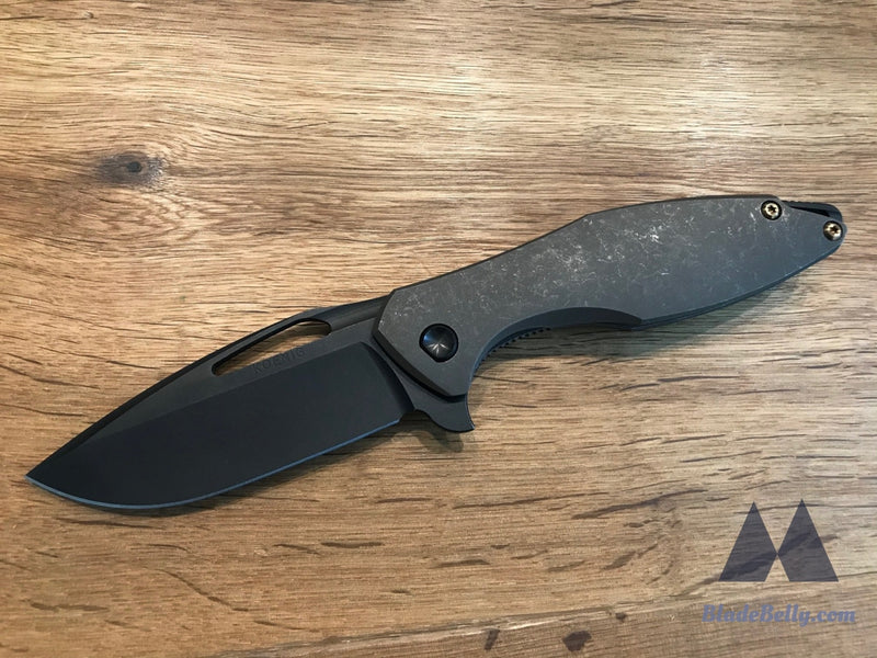 Koenig Arius - Distressed Dlc Bronze Handle