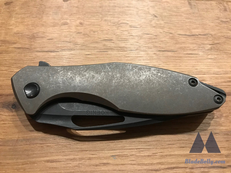 Koenig Arius - Distressed Dlc Drop Point With Bronze Handle