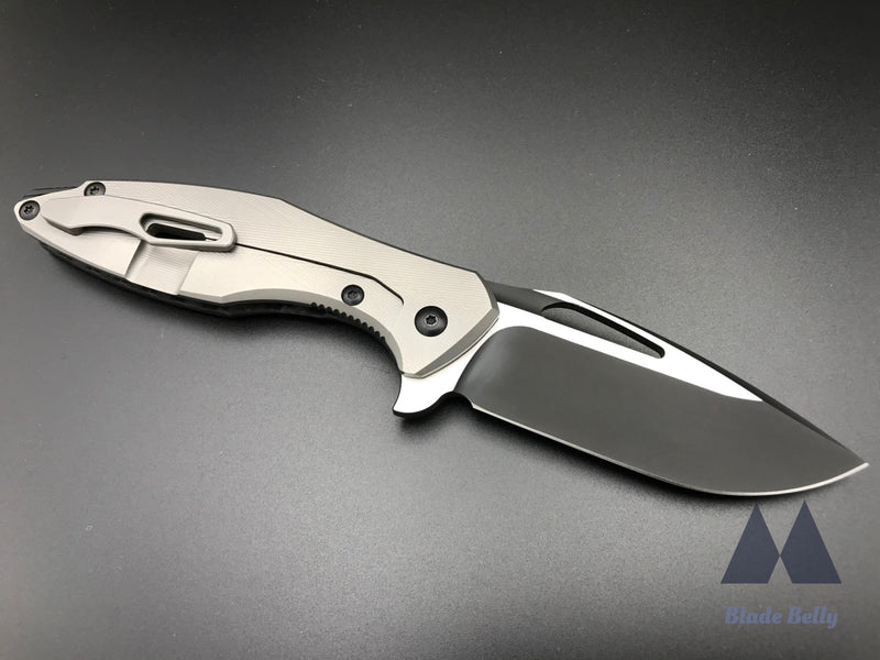 Koenig Arius - Dlc Blade & Satin Flats W/ Carbon Fiber Handle