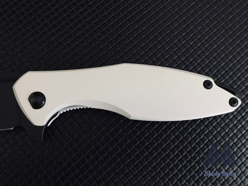 Koenig Arius - Dlc Drop Point And White Handles (Stormtrooper)