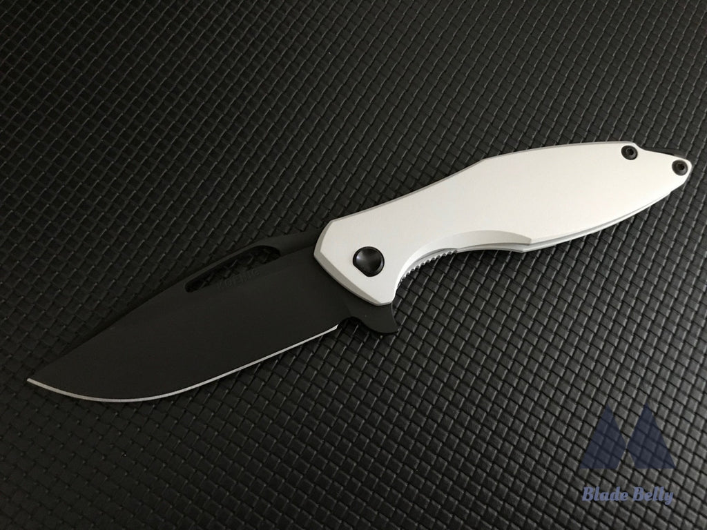 Koenig Arius - Dlc Drop Point And White Handles (Stormtrooper)