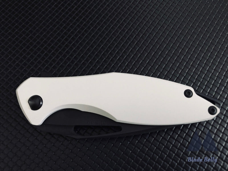 Koenig Arius - Dlc Drop Point And White Handles (Stormtrooper)