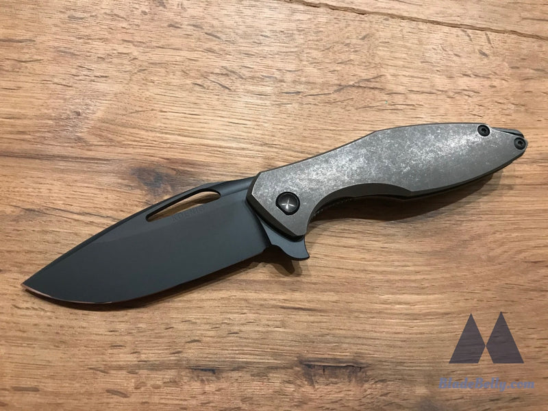 Koenig Arius - Dlc Drop Point Stonewashed Bronze Handles And Hardware