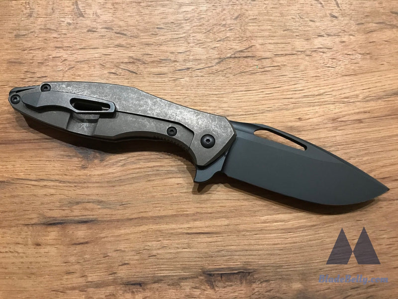 Koenig Arius - Dlc Drop Point Stonewashed Bronze Handles And Hardware