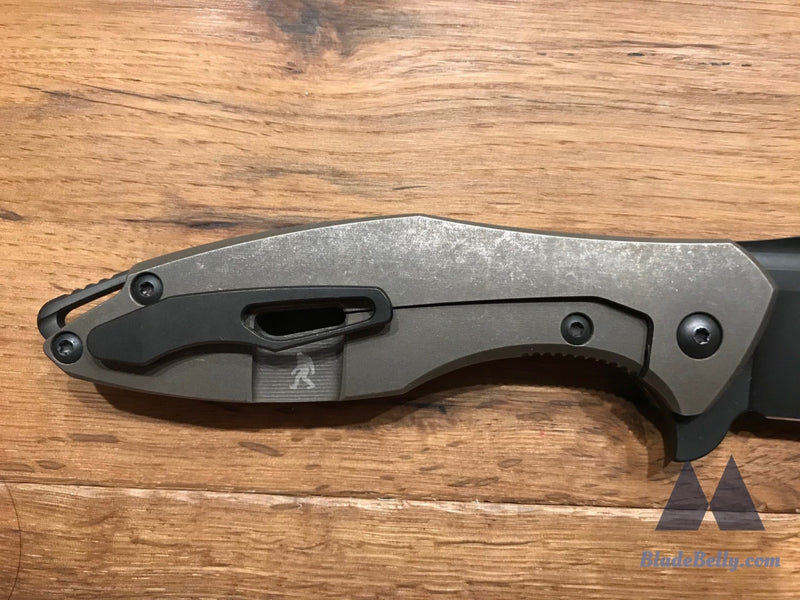 Koenig Arius - Dlc Drop Point Stonewashed Bronze Handles And Hardware