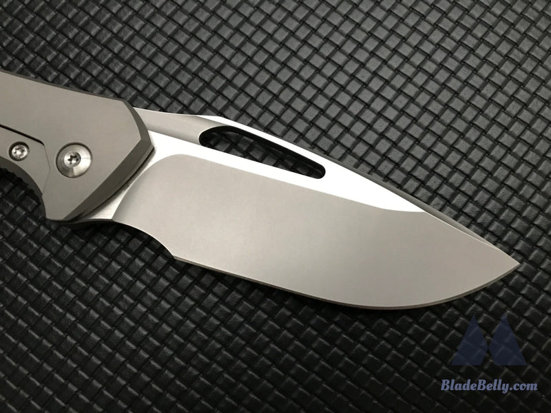 Koenig Arius - Gen 4 Copper Dust Carbon Fiber