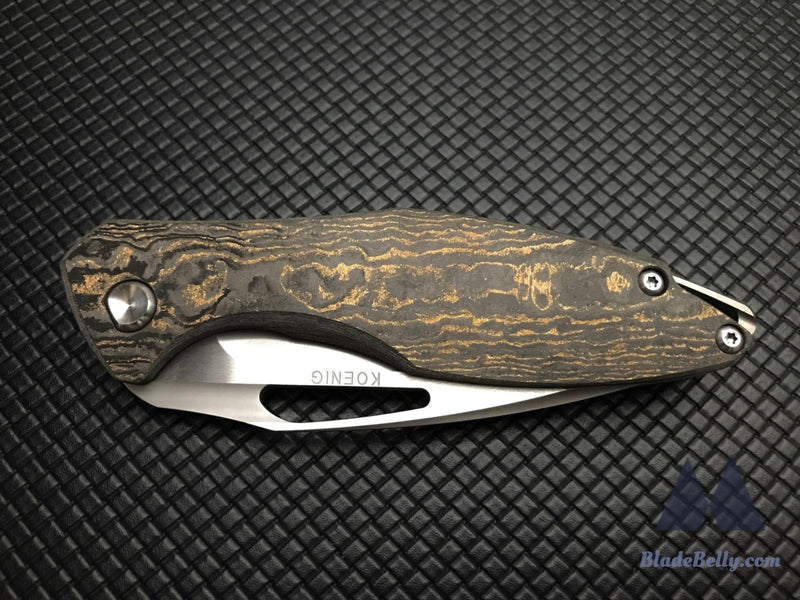 Koenig Arius - Gen 4 Gold Dust Carbon Fiber