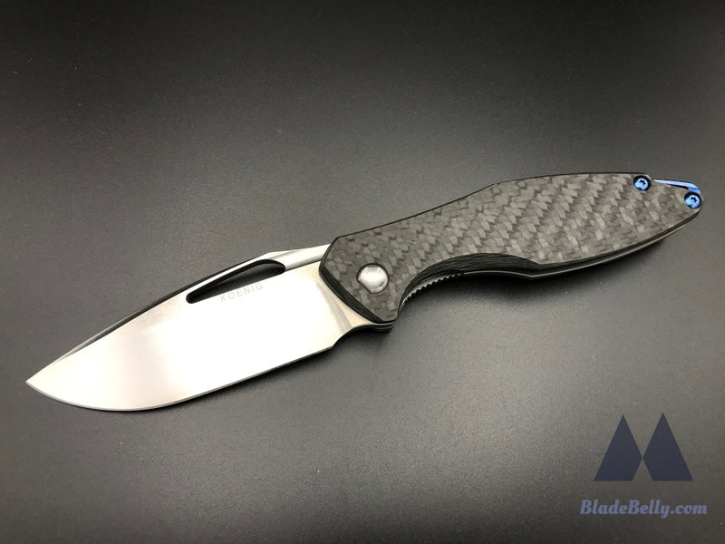 Koenig Arius - Hand Rub Drop Point Black Carbon Fiber And Blue Anodized Hardware