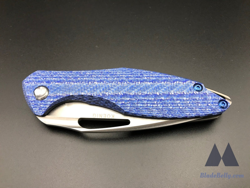 Koenig Arius - Hand Rub Drop Point Blue Twill Carbon Fiber And Anodized Polished Hardware