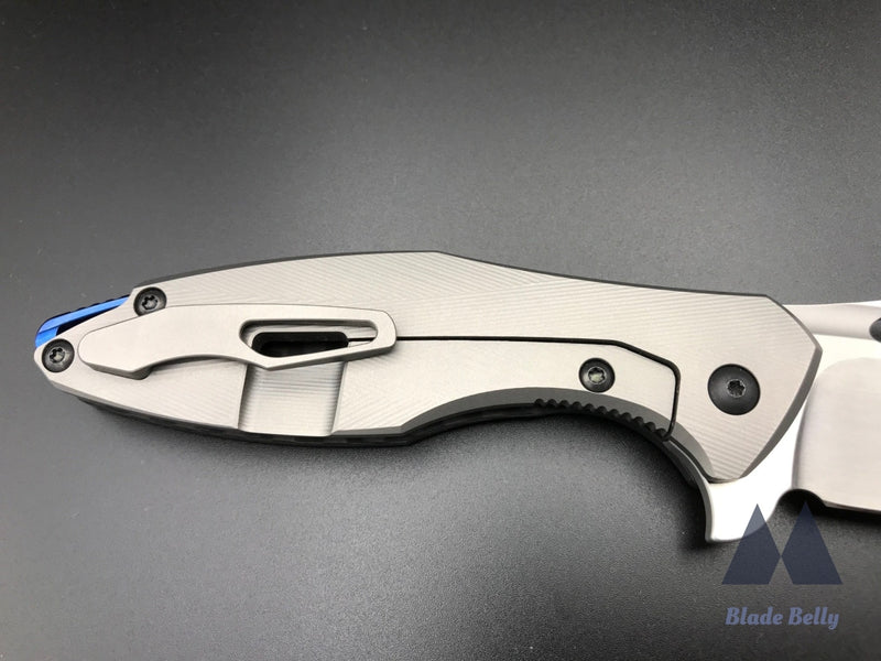 Koenig Arius - Hand Rubbed Blade W/ Carbon Fiber Handle