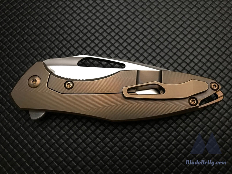 Koenig Arius - Hand Rubbed Marbled Copper Dust Carbon Fiber