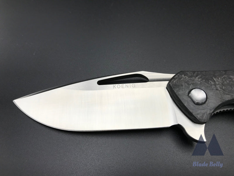 Koenig Arius - Satin Blade W/ Marbled Carbon Fiber Handle