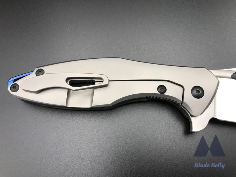 Koenig Arius - Satin Blade W/ Marbled Carbon Fiber Handle