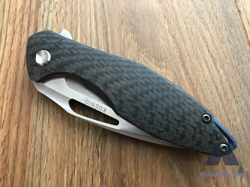 Koenig Arius - Stonewashed Carbon Fiber