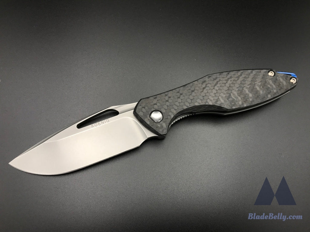 Koenig Arius - Stonewashed Drop Point With Black Carbon Fiber