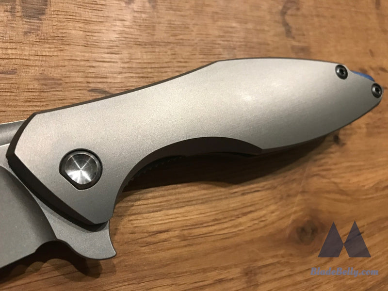 Koenig Arius - Stonewashed Patterned Contoured Ti