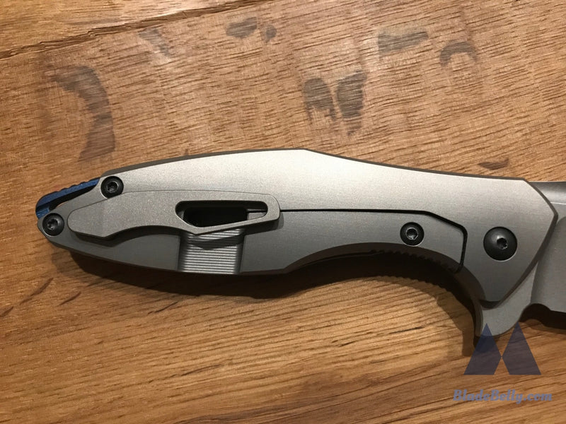 Koenig Arius - Stonewashed Patterned Contoured Ti