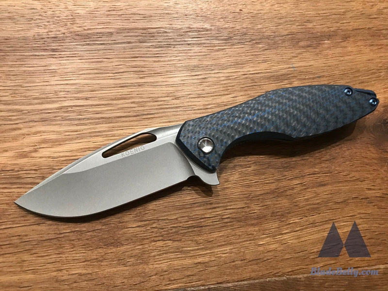 Koenig Arius - Stonewashed With Blue Carbon Fiber