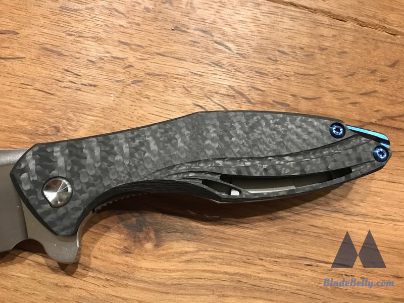 Koenig Arius Style 55 - Hand Rub Carbon Fiber Lightening Pockets