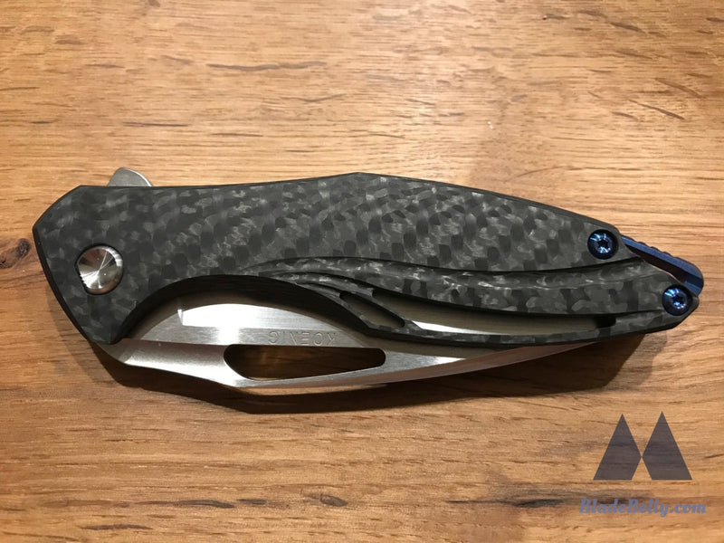 Koenig Arius Style 55 - Hand Rub Carbon Fiber Lightening Pockets