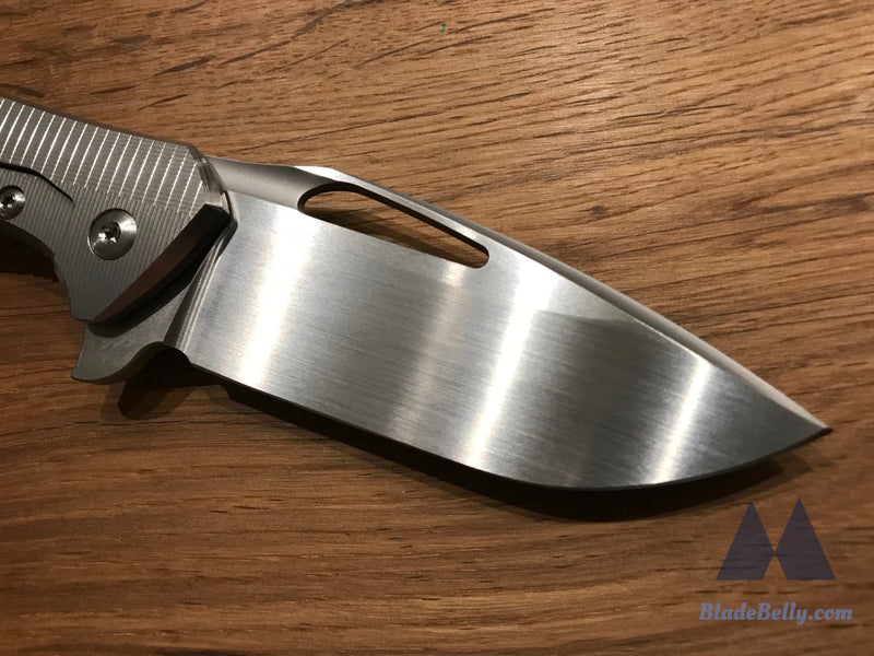 Koenig Arius Style 57 - Hand Rub With Lightening Pockets