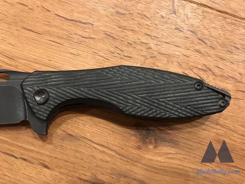 Koenig Arius - Tumbled Dlc Drop Point Black Textured Micarta And Hardware