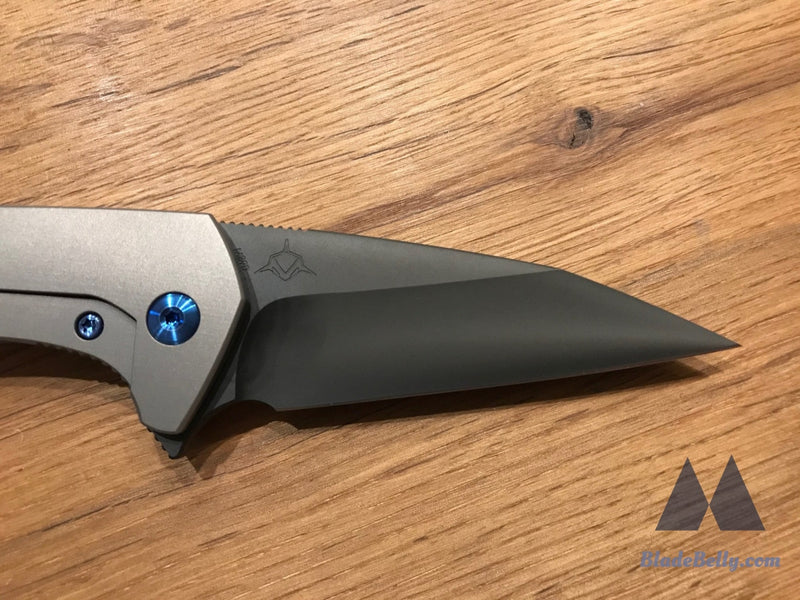 Koenig Goblin - Polished Dlc Blade With Blue Hardware