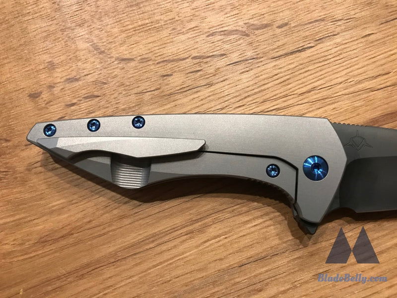 Koenig Goblin - Polished Dlc Blade With Blue Hardware