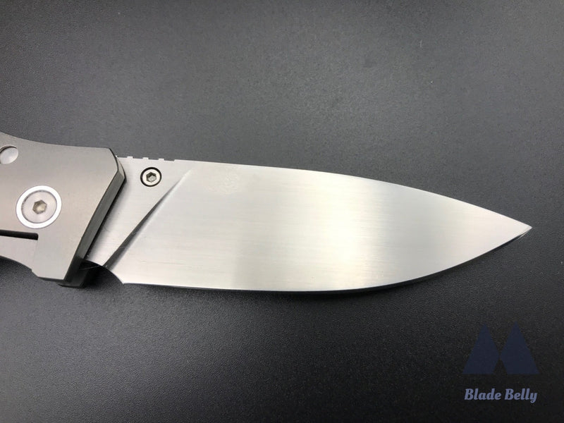 Scout - Satin Drop Point And Marbled Carbon Fiber