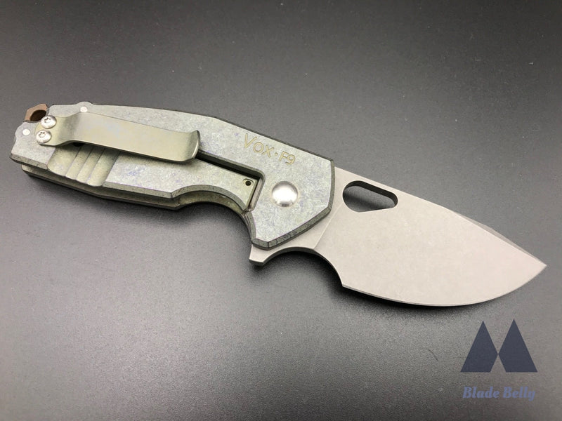 Vox Knives F9 - Stonewash Blade And Tumbled Antique Green Handles