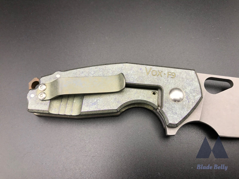 Vox Knives F9 - Stonewash Blade And Tumbled Antique Green Handles